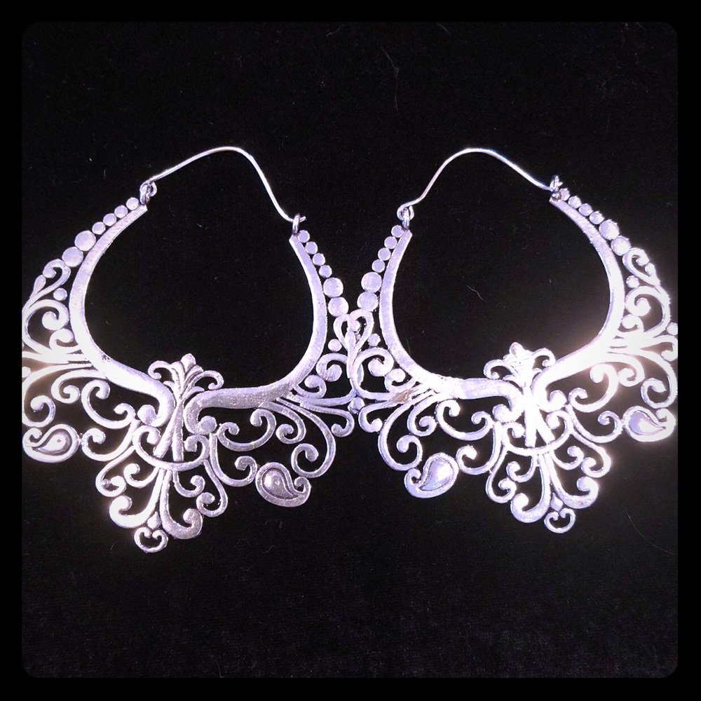 ♥️EXTRA Large Silver Brass Hoop Earrings♥️